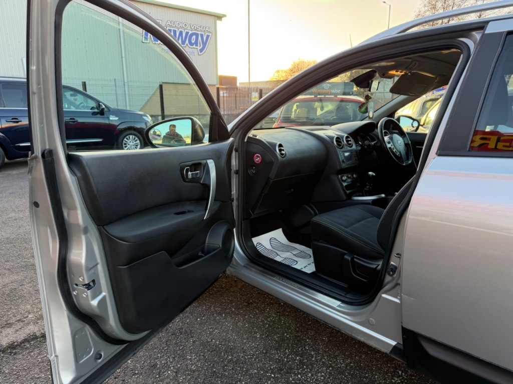 Used Nissan Qashqai 2010 for sale - 77013930: Photo 5