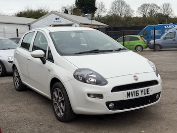 Used Fiat Punto 2016 for sale - 78090870: Photo