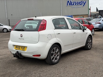 Used Fiat Punto 2016 for sale - 78090870: Photo