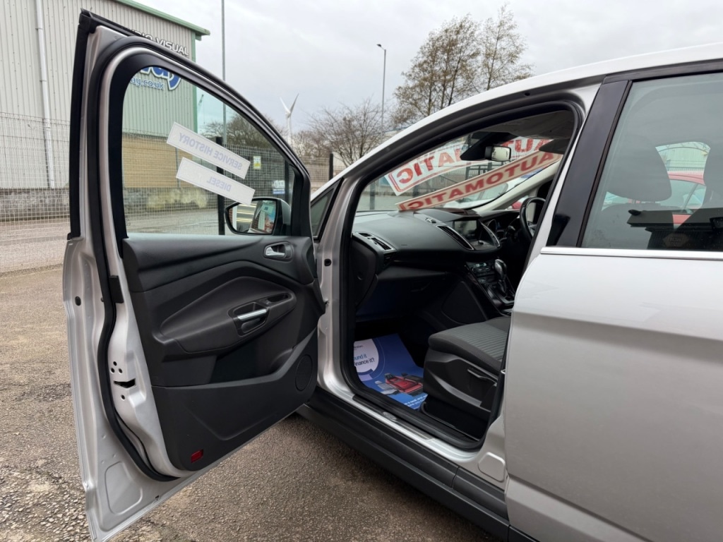 Used Ford C-Max 2015 for sale - 77676125: Photo 9