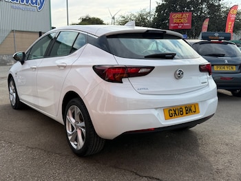 Used Vauxhall Astra 2018 for sale - 79513004: Photo