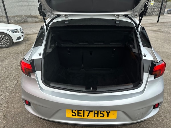 Used Vauxhall Astra 2017 for sale - 76192939: Photo 24