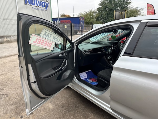 Used Vauxhall Astra 2017 for sale - 76192939: Photo 7