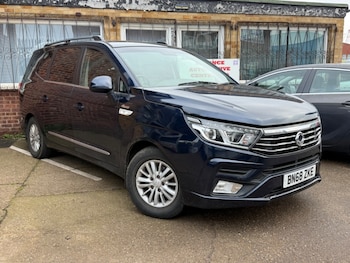 Used Ssangyong Turismo 2018 for sale - 76631225: Photo