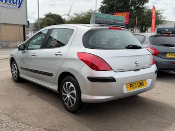 Used Peugeot 308 2011 for sale - 79081325: Photo