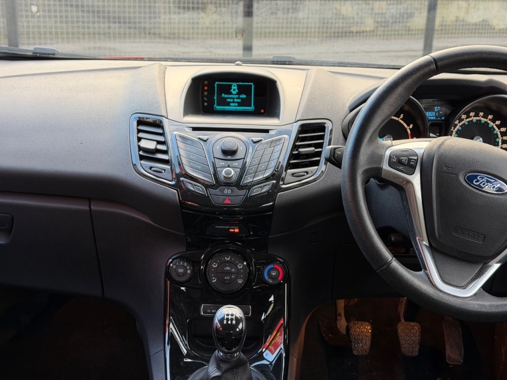 Used Ford Fiesta 2014 for sale - 77013935: Photo 7