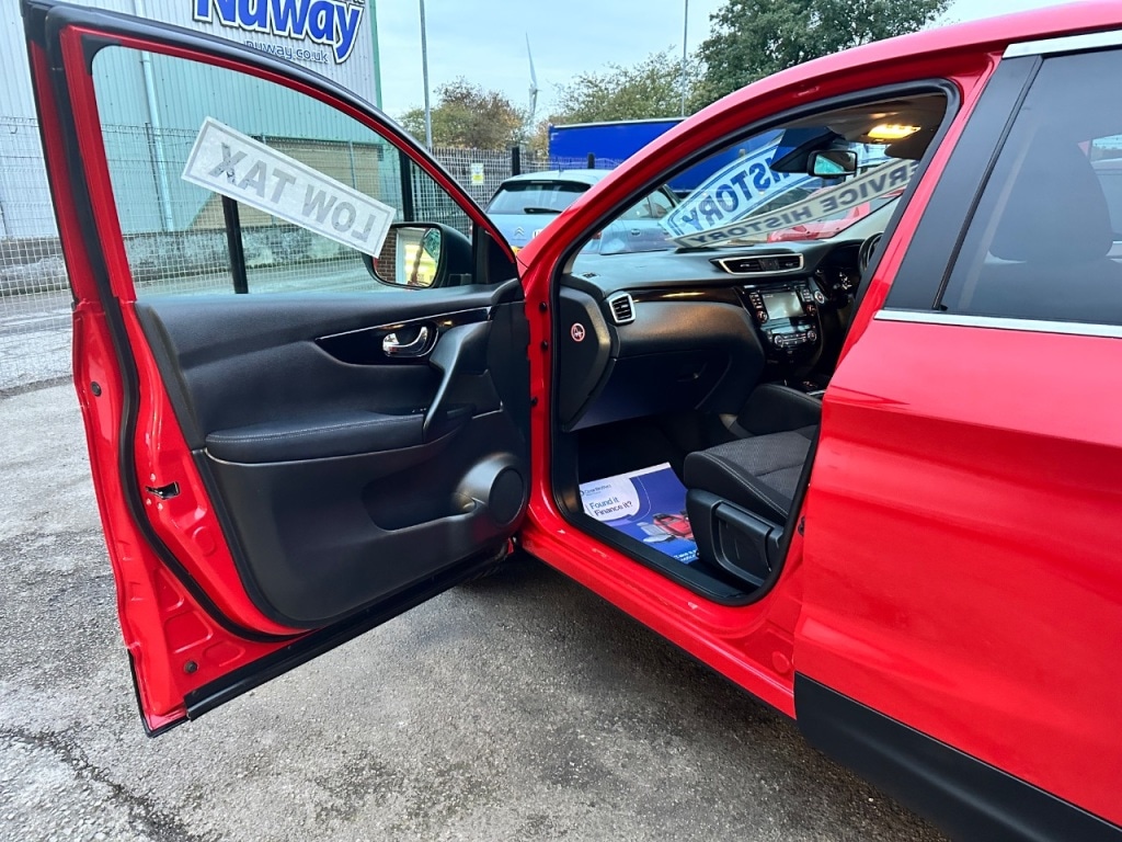 Used Nissan Qashqai 2014 for sale - 76405767: Photo 7