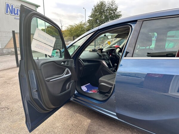 Used Vauxhall Zafira 2016 for sale - 76142826: Photo 7