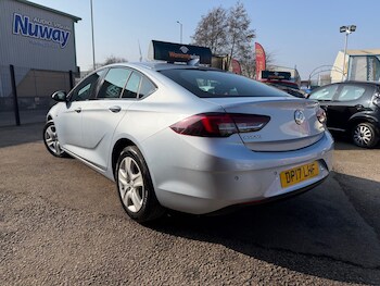 Used Vauxhall Insignia 2017 for sale - 77759294: Photo