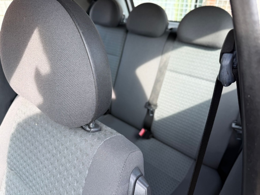 Used Vauxhall Corsa 2003 for sale - 77976078: Photo 10