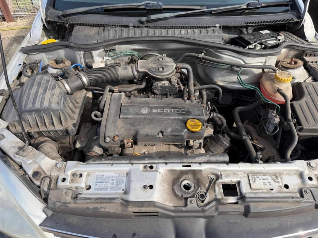 Used Vauxhall Corsa 2003 for sale - 77976078: Photo 11