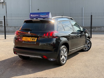 Used Peugeot 2008 2017 for sale - 79513008: Photo