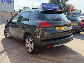 Used Peugeot 2008 2017 for sale - 79513008: Photo
