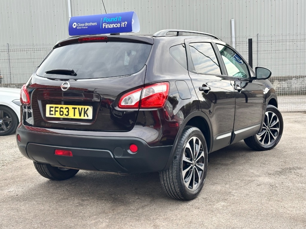 Used Nissan Qashqai 2014 for sale - 76142821: Photo 2