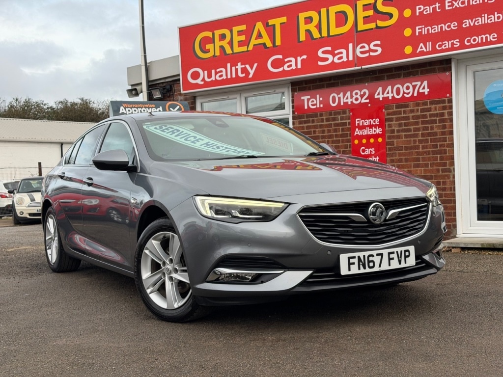 Used Vauxhall Insignia 2017 for sale - 76819855: Photo 1