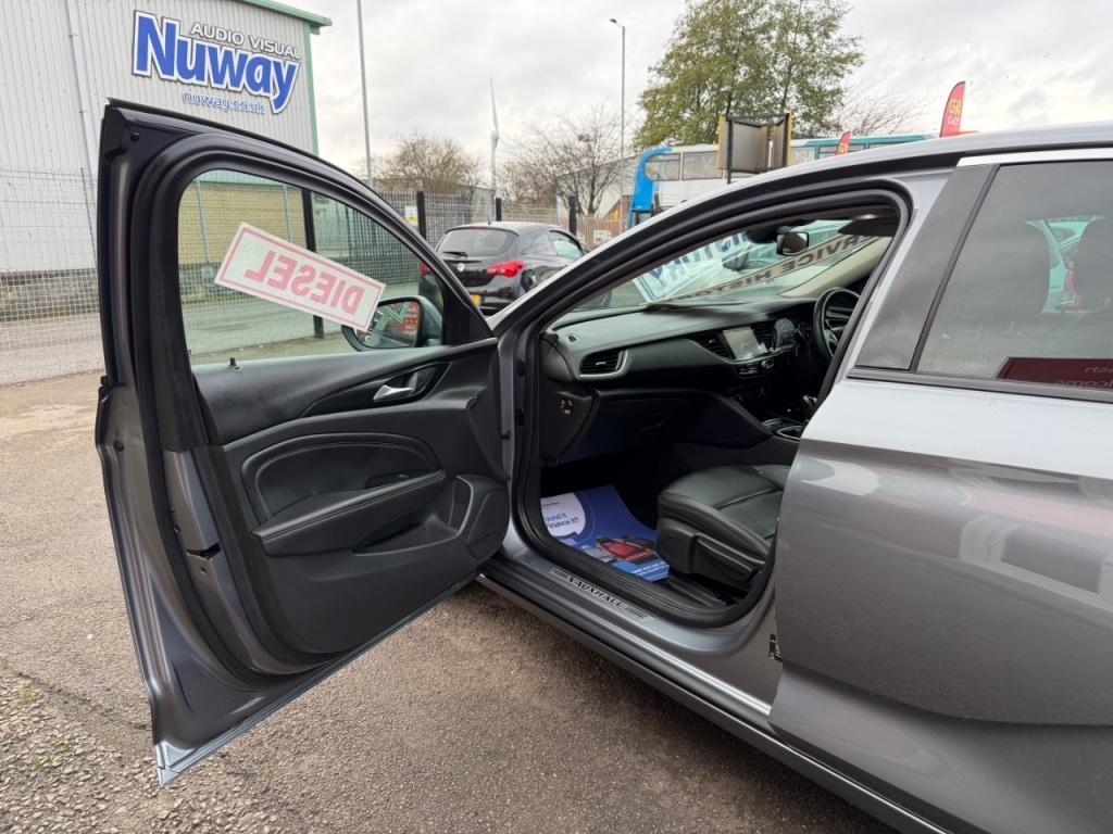 Used Vauxhall Insignia 2017 for sale - 76819855: Photo 9