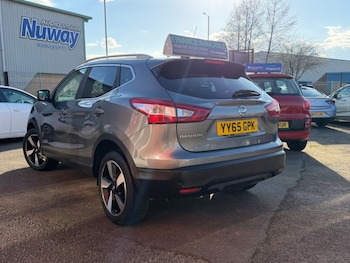 Used Nissan Qashqai 2016 for sale - 78090866: Photo