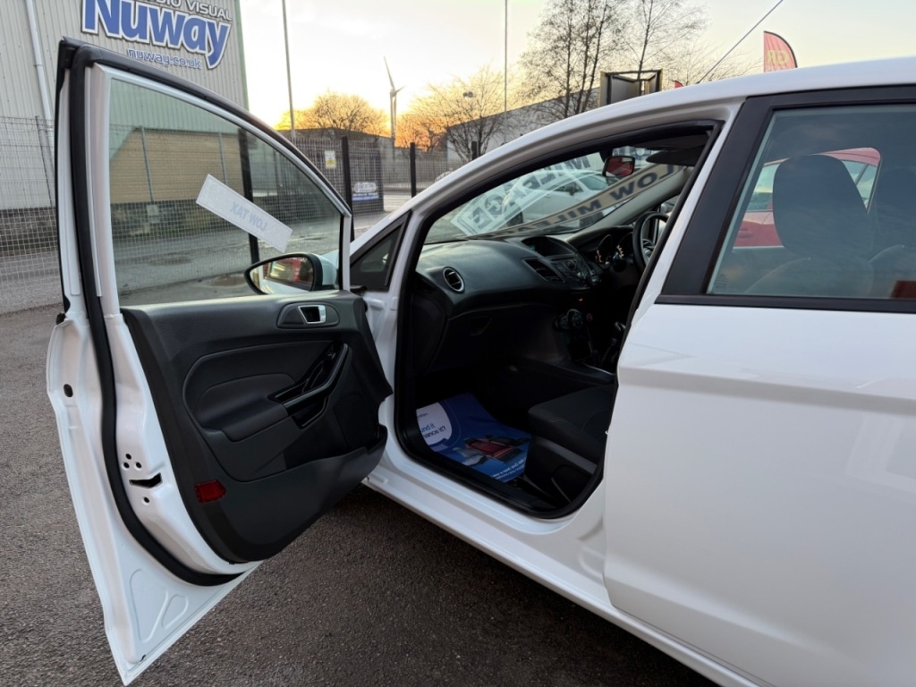 Used Ford Fiesta 2014 for sale - 76863142: Photo 9