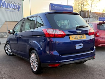 Used Ford Grand C-Max 2015 for sale - 77590207: Photo