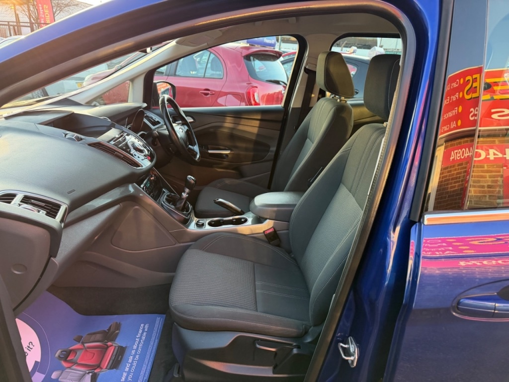 Used Ford Grand C-Max 2015 for sale - 77590207: Photo 6