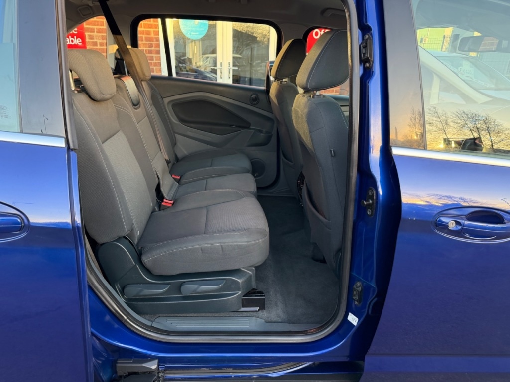 Used Ford Grand C-Max 2015 for sale - 77590207: Photo 8