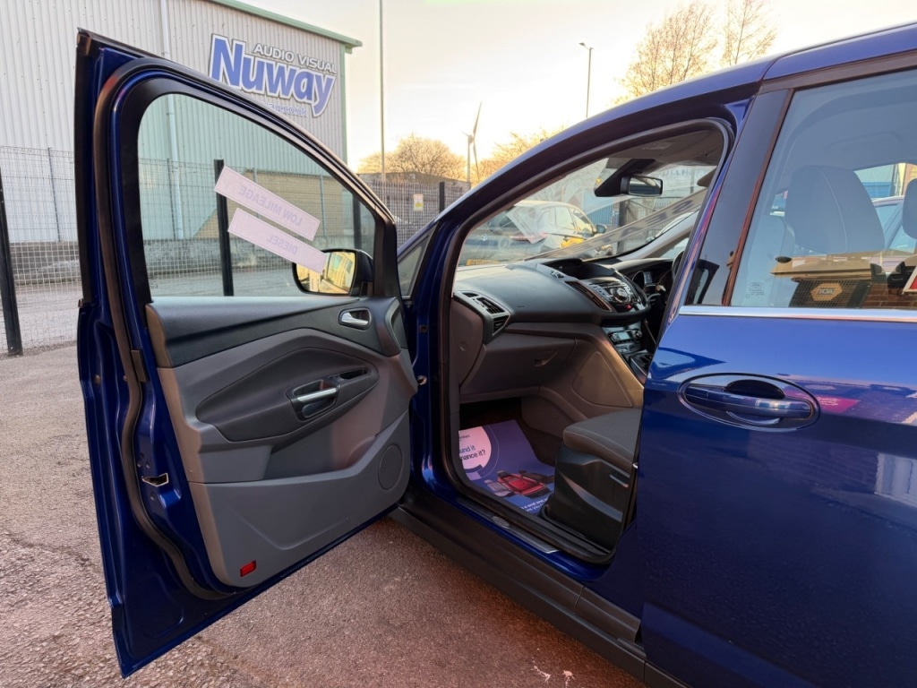 Used Ford Grand C-Max 2015 for sale - 77590207: Photo 9