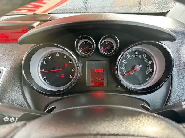 Used Vauxhall Meriva 2015 for sale - 76162554: Photo 5
