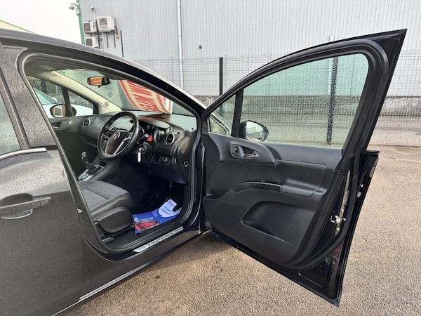 Used Vauxhall Meriva 2015 for sale - 76162554: Photo 6