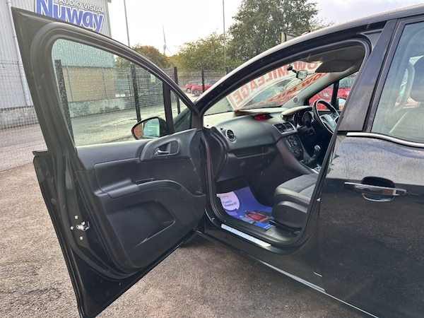 Used Vauxhall Meriva 2015 for sale - 76162554: Photo 8