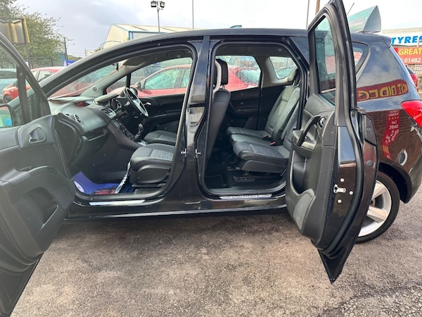 Used Vauxhall Meriva 2015 for sale - 76162554: Photo 9