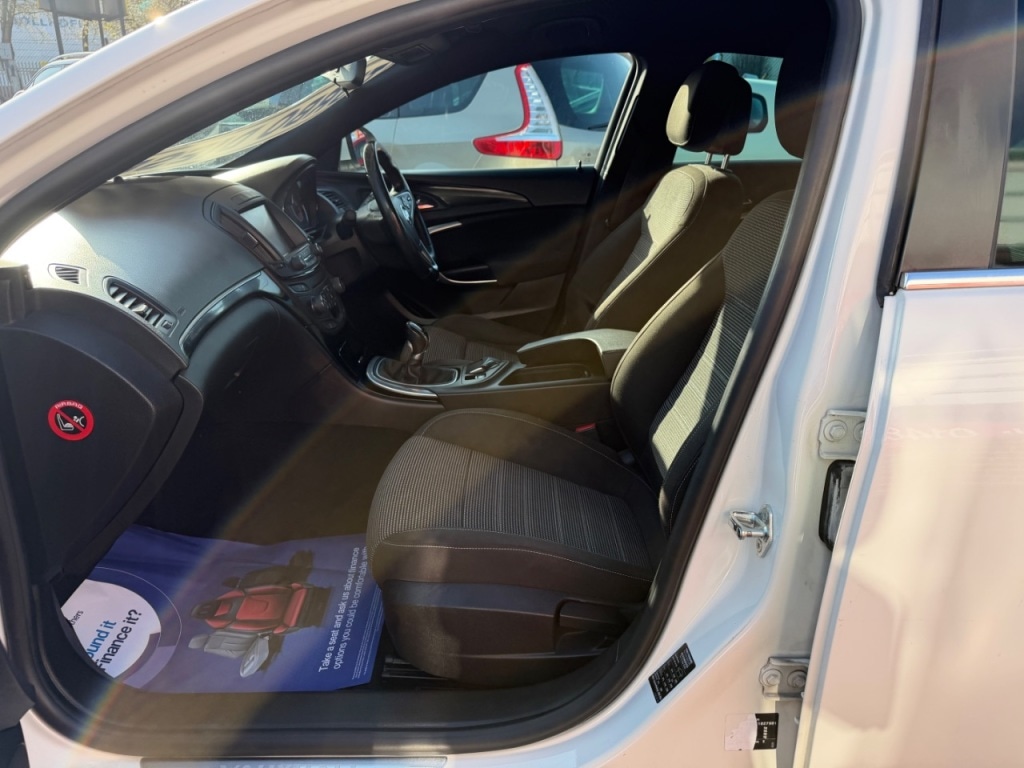 Used Vauxhall Insignia 2013 for sale - 78181982: Photo 6