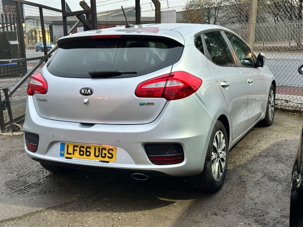 Used Kia Ceed 2016 for sale - 76508790: Photo 4