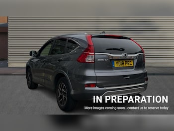 Used Honda CR-V 2018 for sale - 76112095: Photo 2