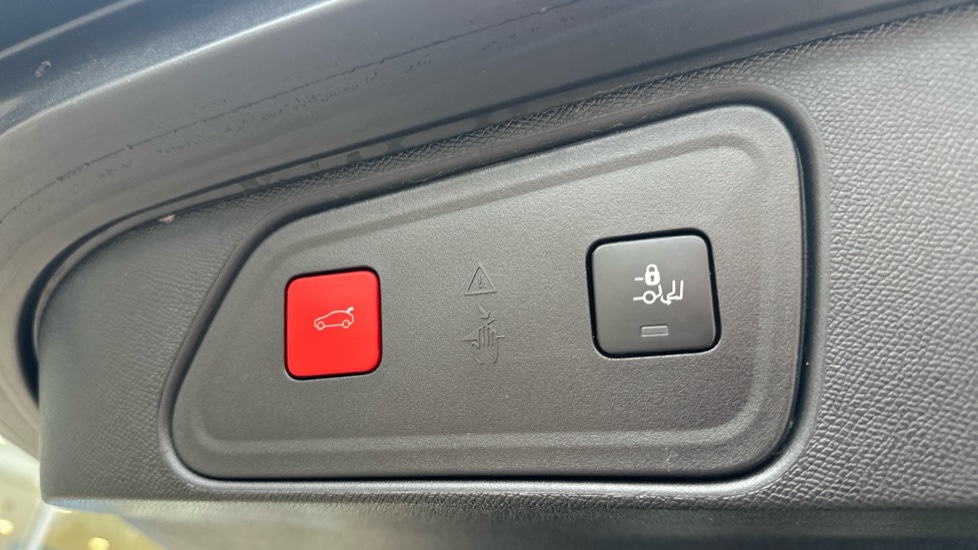 Used Peugeot 3008 2023 for sale - 76523468: Photo 21