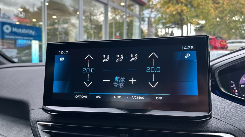 Used Peugeot 3008 2023 for sale - 76523468: Photo 44