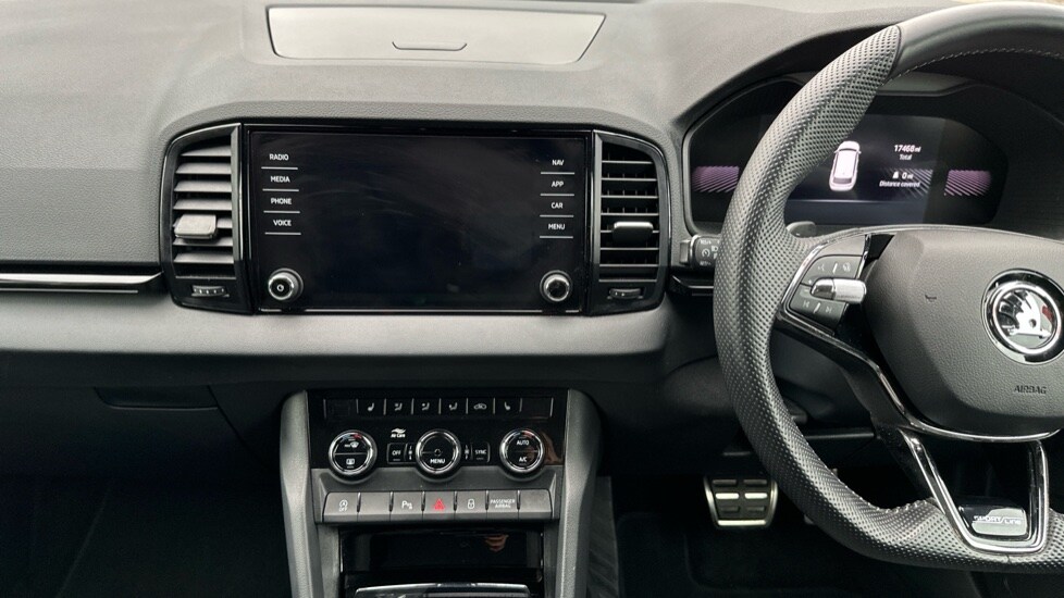 Used Skoda Karoq 2022 for sale - 76297452: Photo 12