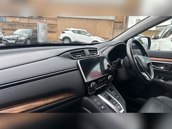 Used Honda CR-V 2020 for sale - 76074457: Photo 2