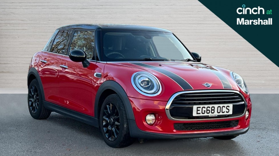 Used MINI Hatch 2019 for sale - 76684237: Photo 1