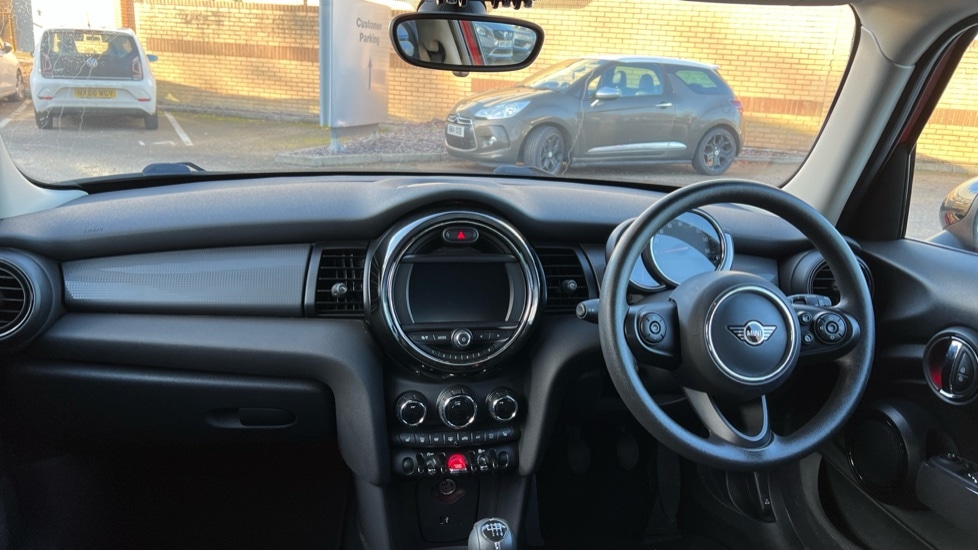 Used MINI Hatch 2019 for sale - 76684237: Photo 11