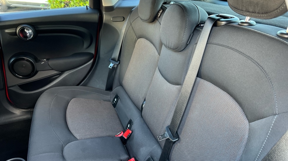 Used MINI Hatch 2019 for sale - 76684237: Photo 14