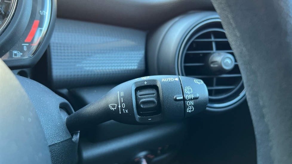 Used MINI Hatch 2019 for sale - 76684237: Photo 25