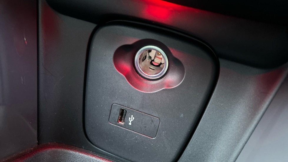 Used MINI Hatch 2019 for sale - 76684237: Photo 32