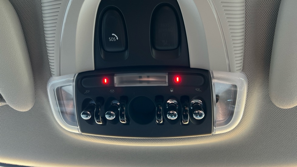 Used MINI Hatch 2019 for sale - 76684237: Photo 37