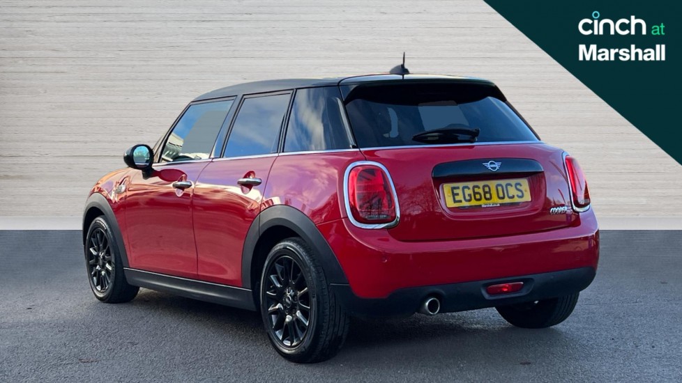 Used MINI Hatch 2019 for sale - 76684237: Photo 5