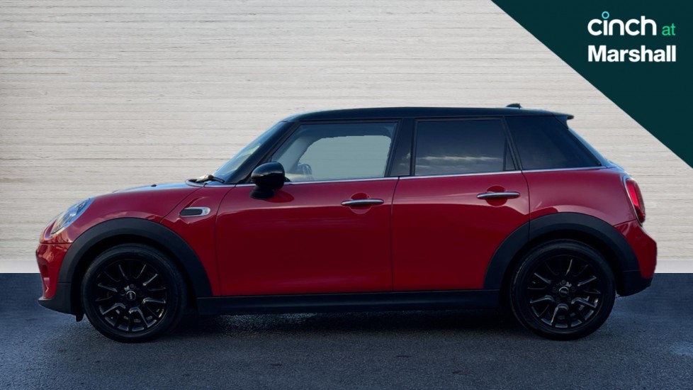 Used MINI Hatch 2019 for sale - 76684237: Photo 6