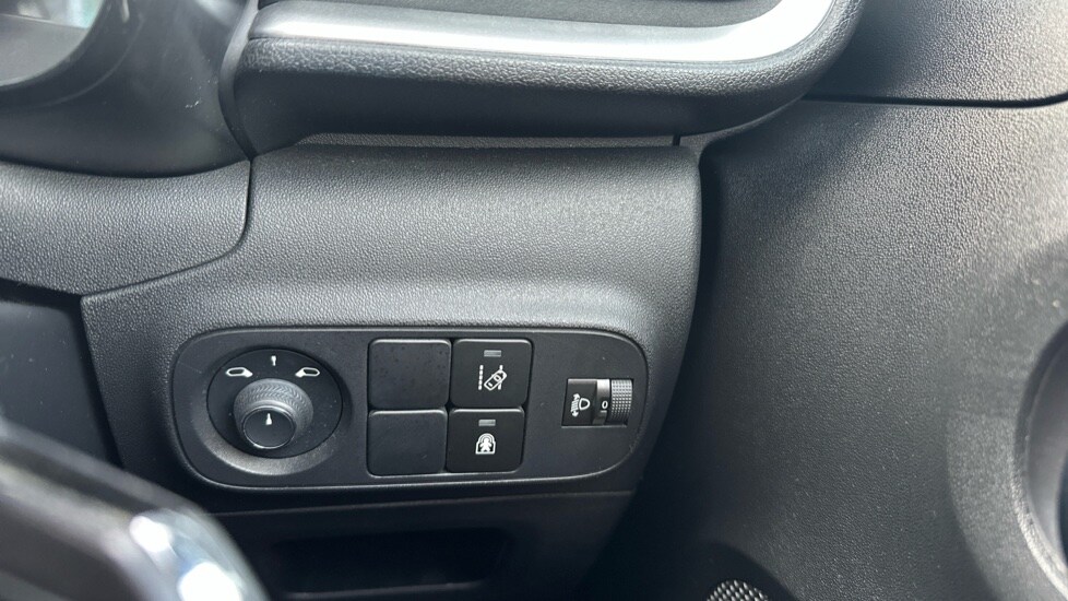 Used Citroen C3 2018 for sale - 76826725: Photo 27