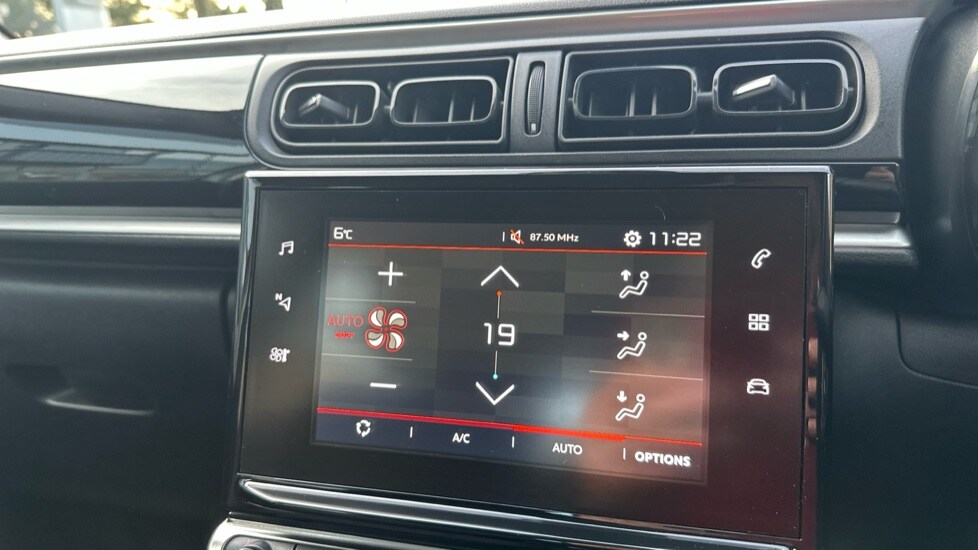 Used Citroen C3 2018 for sale - 76826725: Photo 33