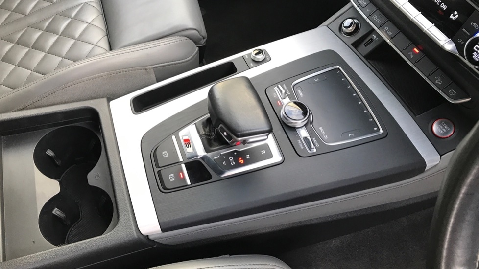 Used Audi Q5 2018 for sale - 76868926: Photo 30