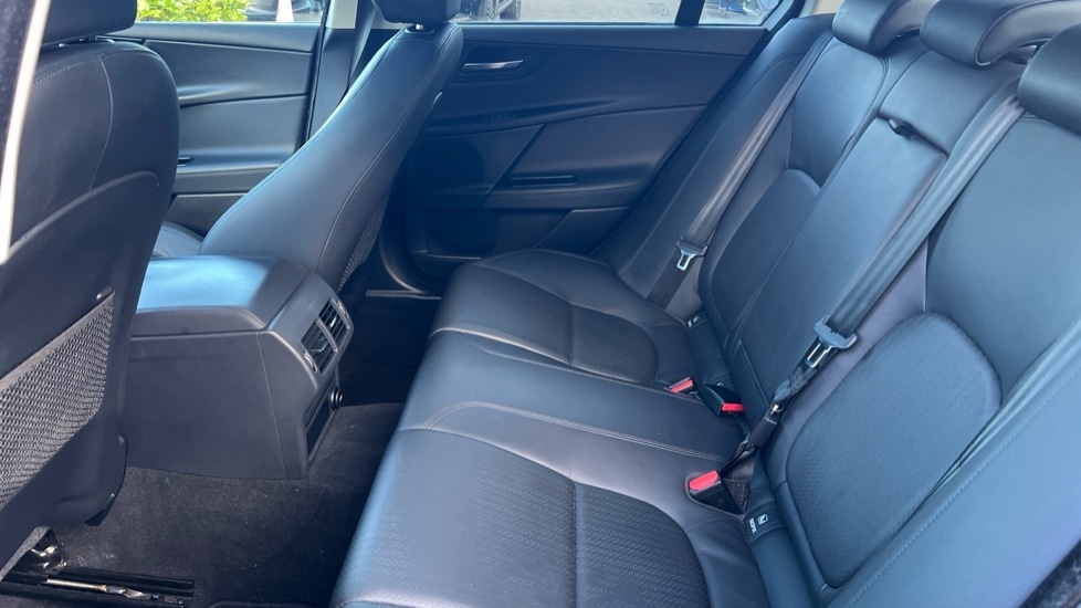 Used Jaguar XE 2016 for sale - 76874130: Photo 14