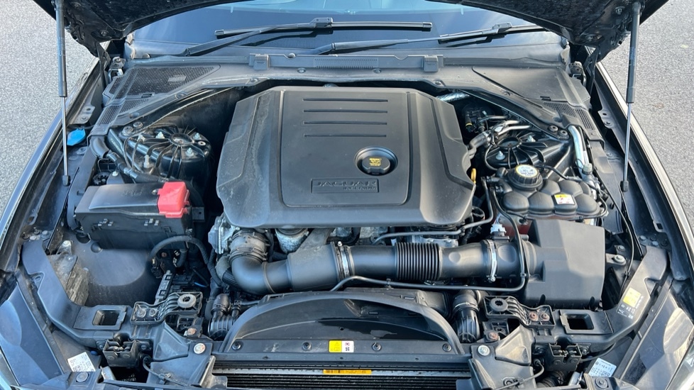 Used Jaguar XE 2016 for sale - 76874130: Photo 16